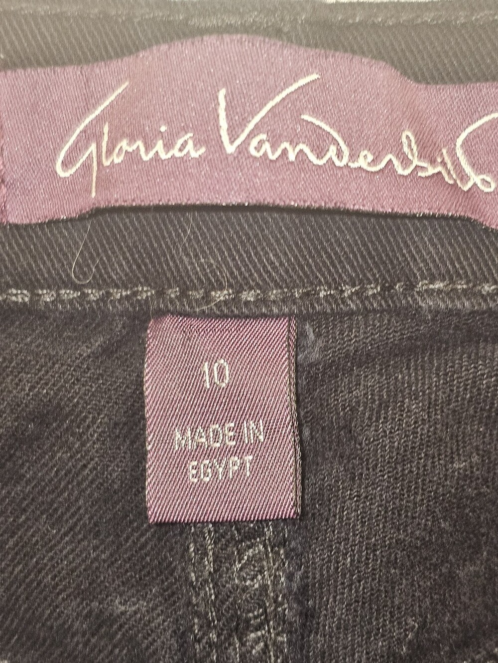 Black Women's Straight-Leg Jeans - Picture 5 of 5